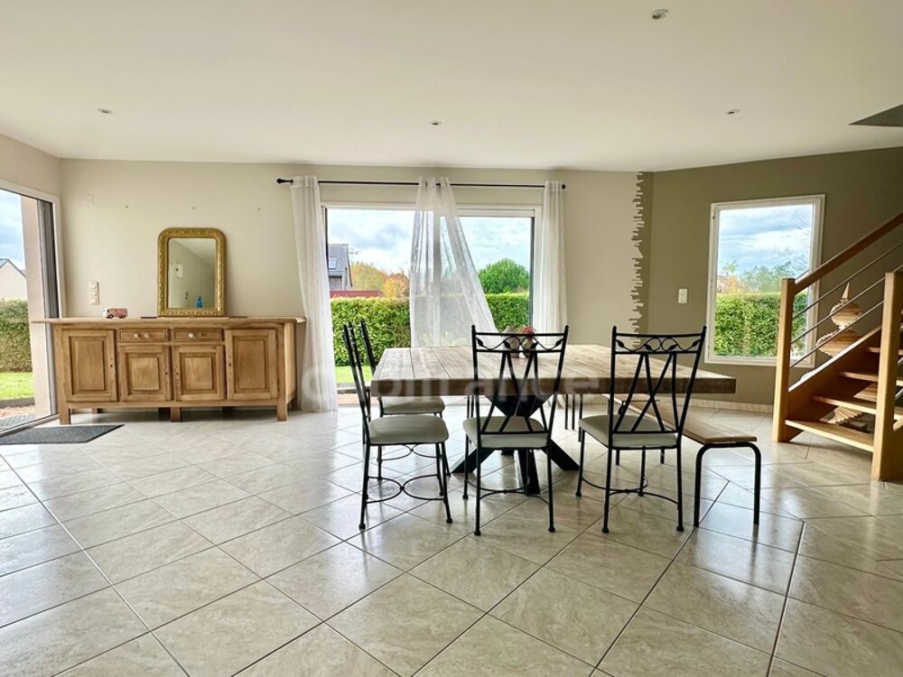 Vente Maison Maison à vendre 5 chambres - vie de plain-pied - jardin 1200m² - à 3 minutes de Doué-la-Fontaine Doue en anjou