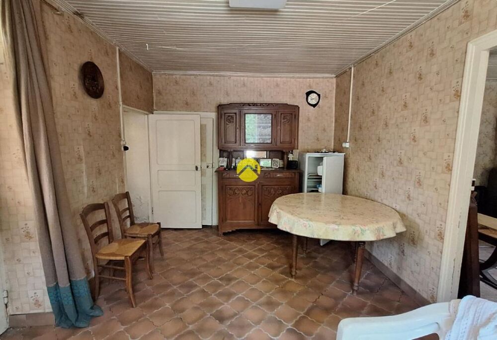 MAISON A RENOVER EN CAMPAGNE