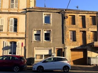  Immeuble à vendre 8 pièces 147 m²