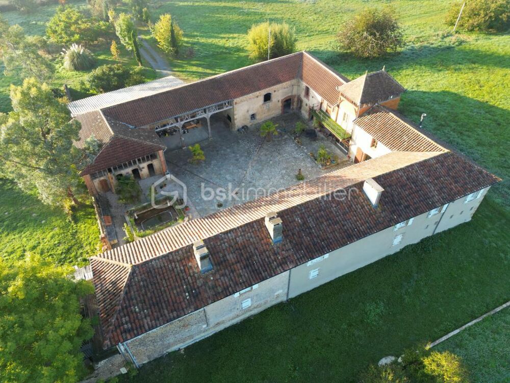 Superbe bastide Gersoise du 17 ème siècle