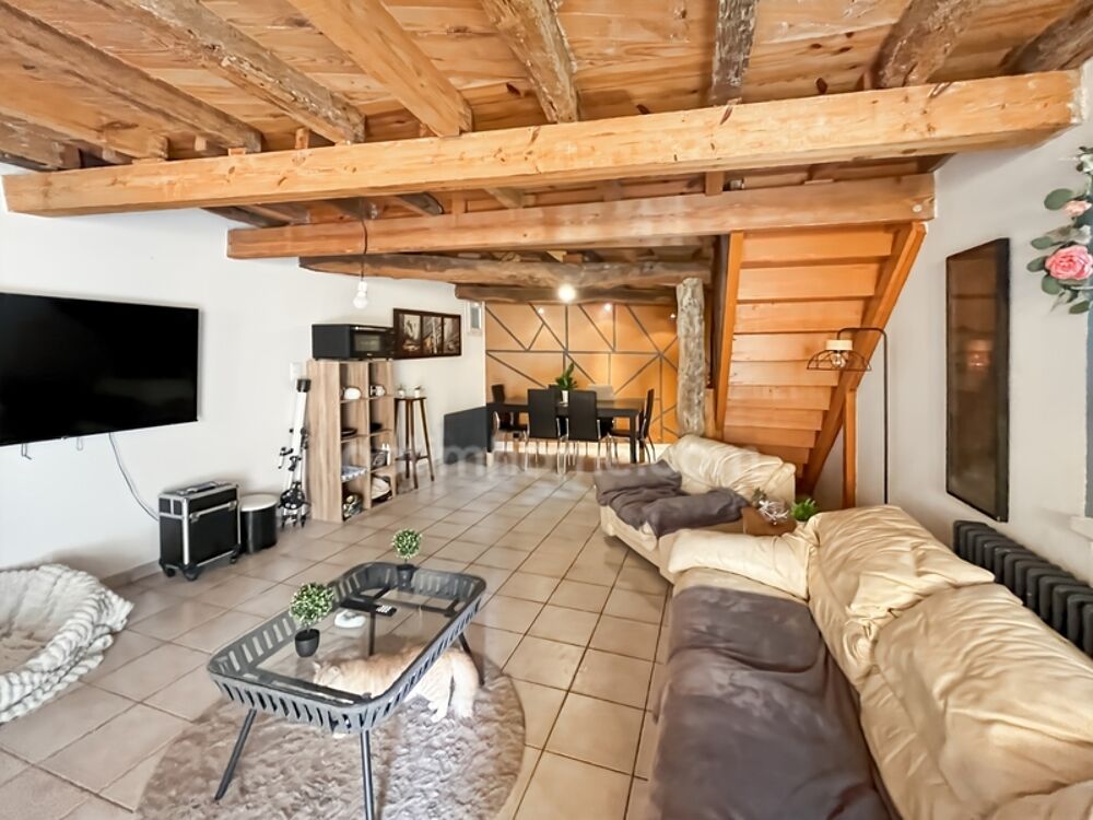 Vente Maison CHARMANTE MAISON DE VILLAGE LOUEE A MEZIN 111 M² 4 PIECES Mezin