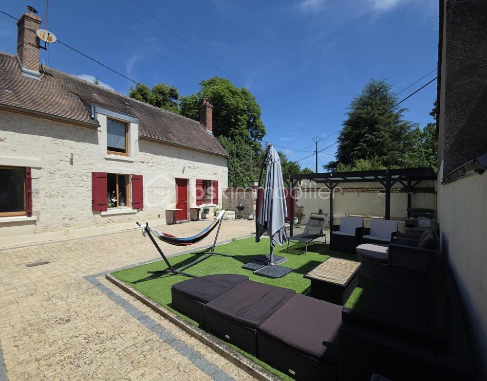 MAISON FAMILIAL SAINT-PRIVE-SAINT-MESMIN