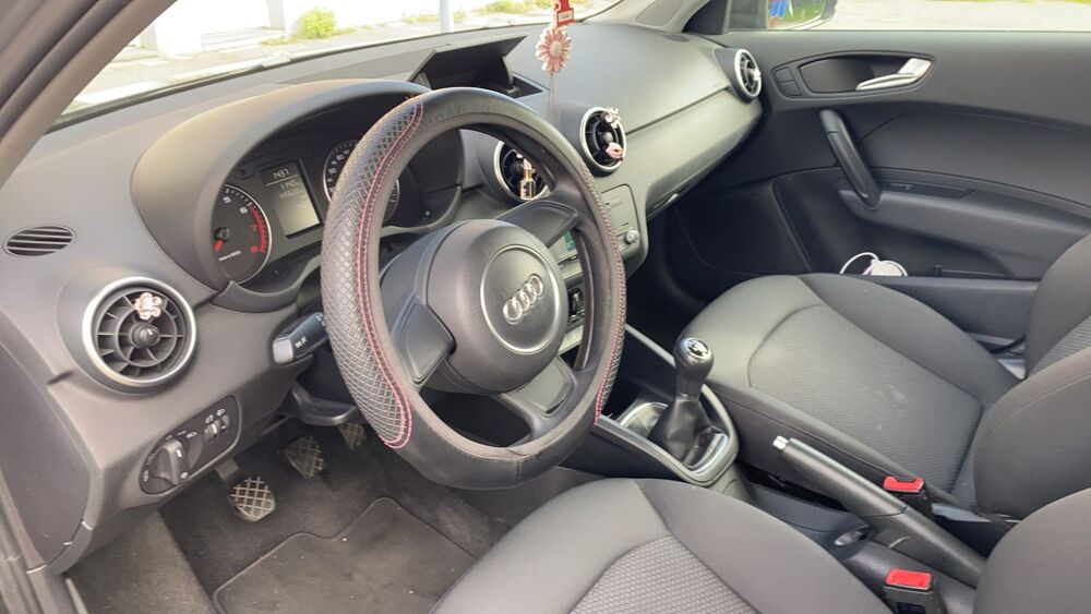 A1 1.2 TFSI 86 Ambition 2014 occasion 59116 Houplines
