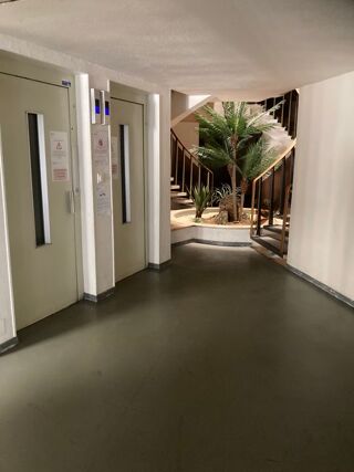  Appartement à louer 1 pièce 30 m²
