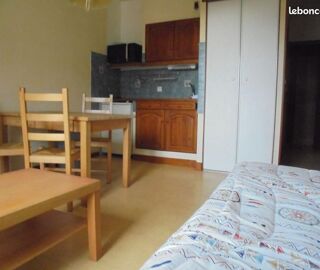  Appartement à louer 2 pièces 35 m²
