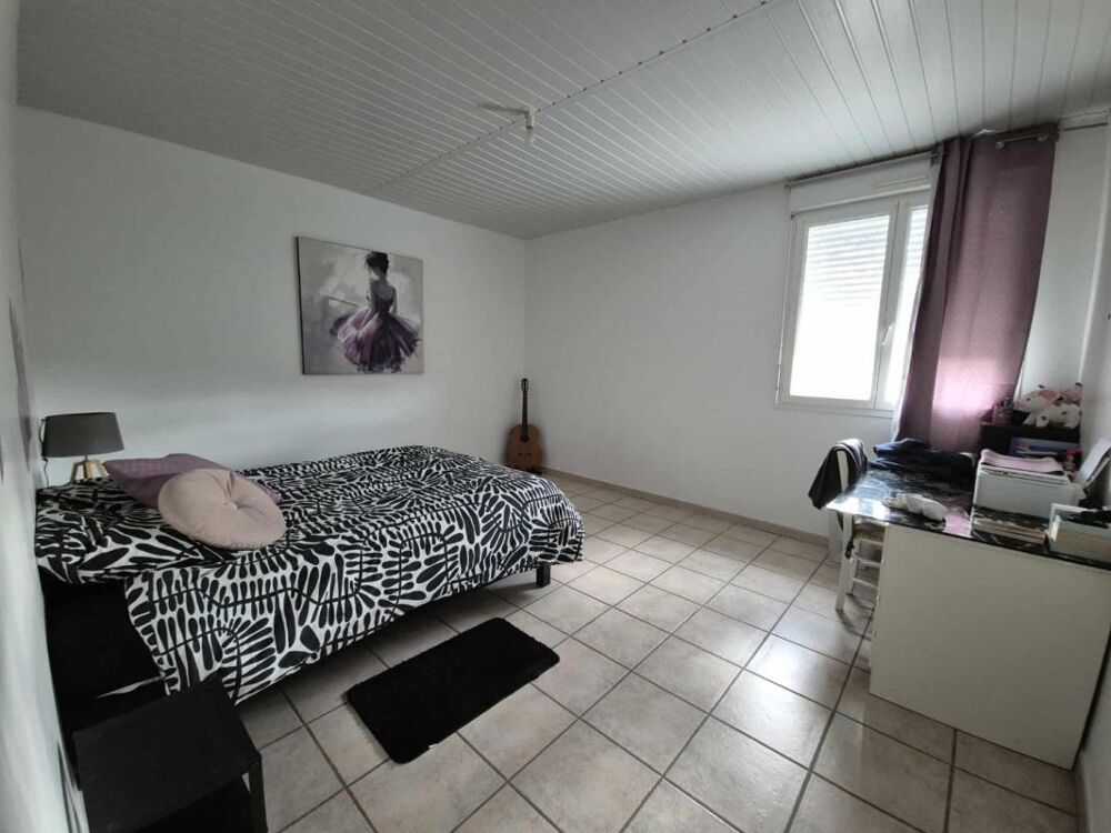 Location Maison MAISON 5 PIECES - 120 M² - ST PIERRE EYNAC Saint pierre eynac