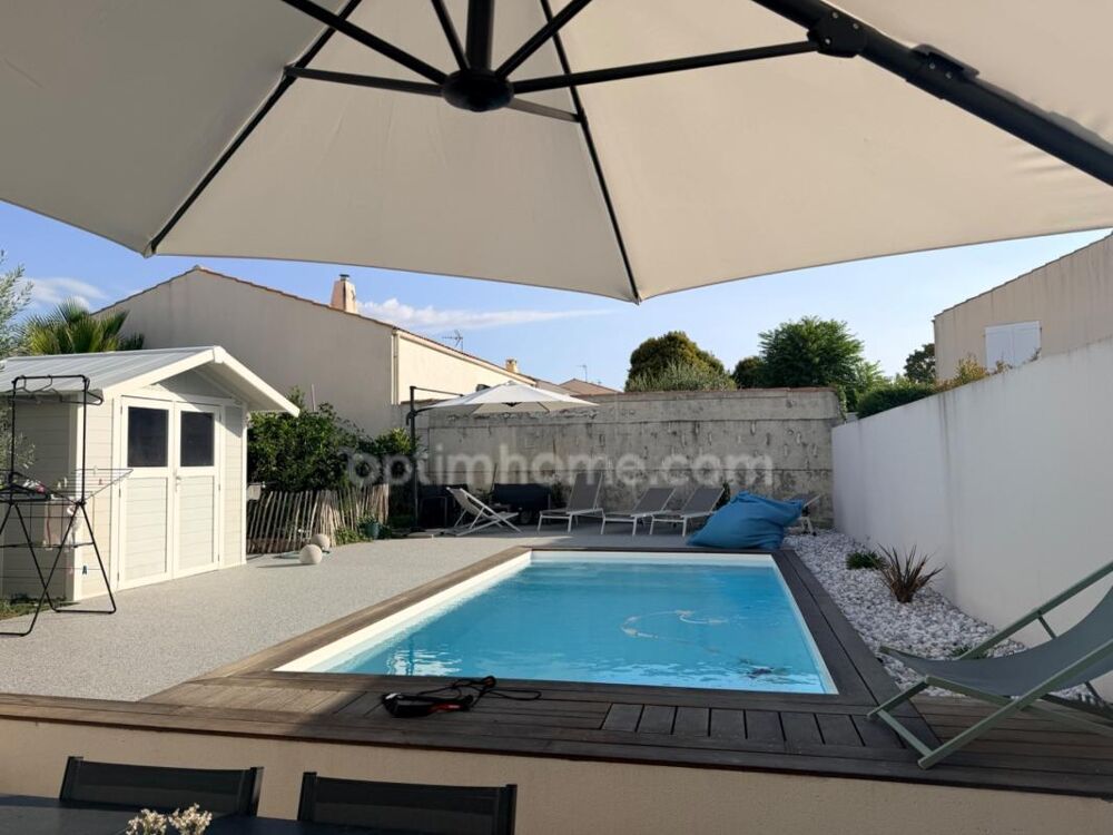 Vente Maison MAGNIFIQUE MAISON FAMILIALE AVEC JARDIN ET PISCINE CHAUFFÉE-RARE & PRISÉ AUX PORTES DE LA ROCHELLE : La rochelle