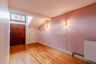  Duplex/triplex à vendre 4 pièces 107 m²