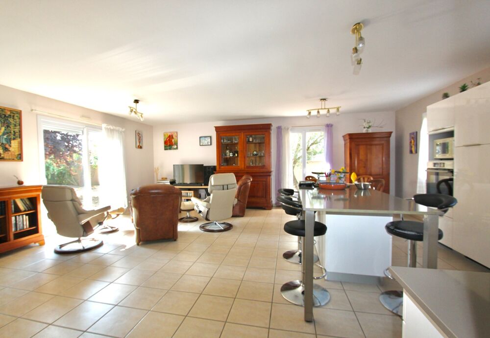 Vente Maison Maison à vendre 6 pièces SAINT MARD (17) Saint mard