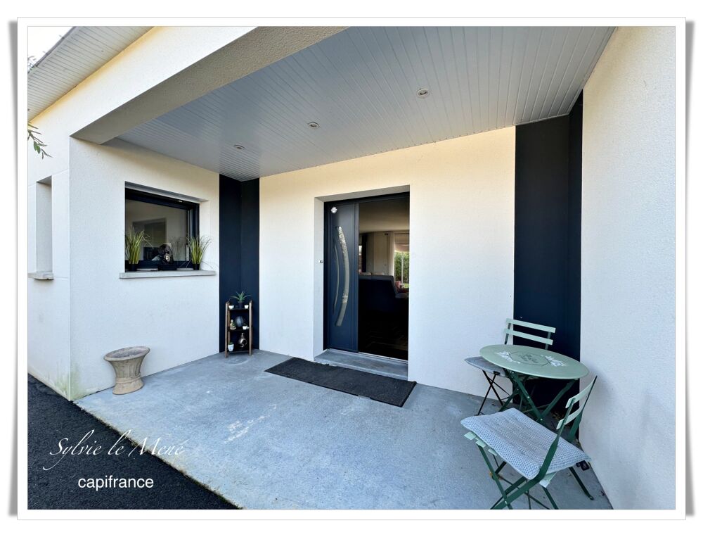 À vendre au Sourn, à proximité immédiate de Pontivy : découvrez cette spacieuse maison familiale de plus de 200 m² habitables