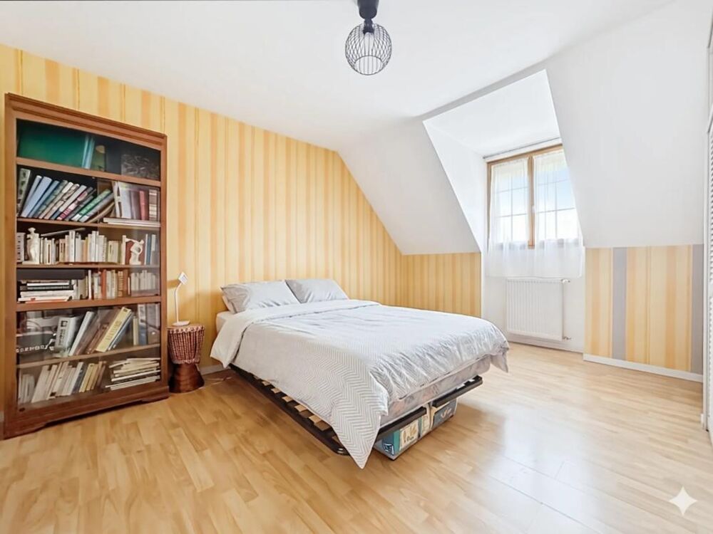 Maison de 6 pièces de 158 m² à Lagny-sur-Marne