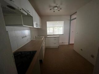  Maison à louer 4 pièces 99 m²