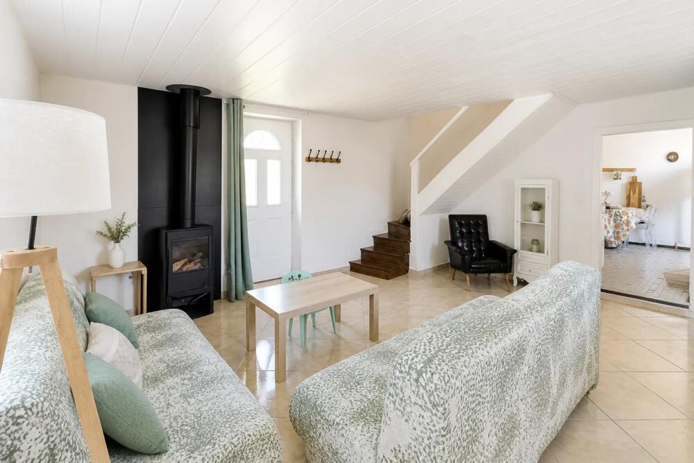 Vente Maison Maison de 4 pièces de 110 m² à Laprugne Laprugne