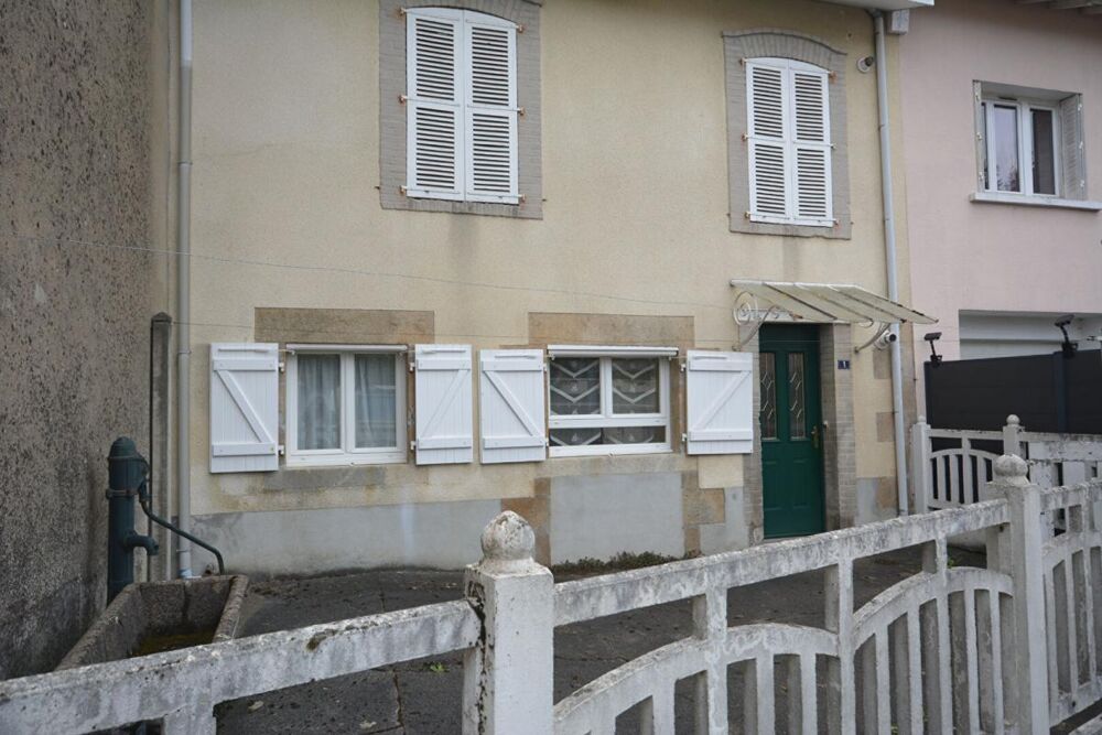 Maison de ville à COUZEIX 87270