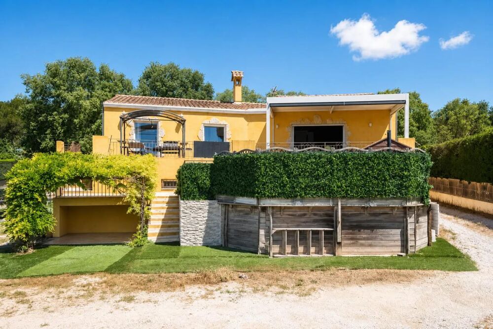 Vente Maison Maison de 6 pièces de 140 m² à Bouc-Bel-Air Bouc bel air