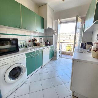  Appartement  vendre 2 pices 60 m