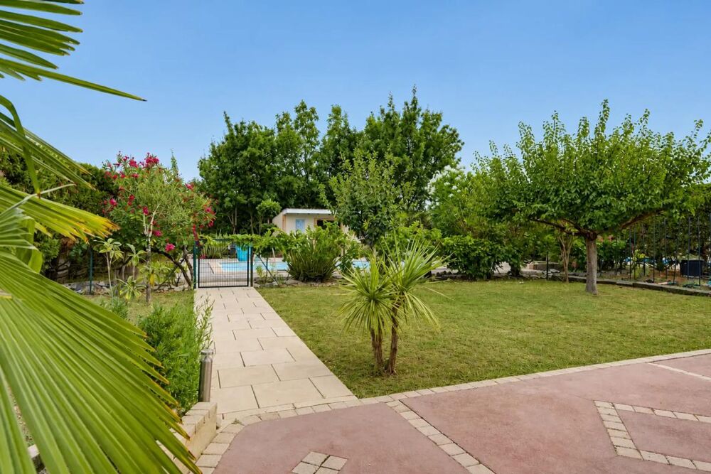 Laissez-vous séduire par cette villa de caractère