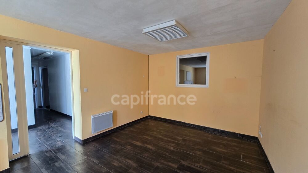   Local/bureau à vendre SOUBISE (17) 1600m² de surface développée 