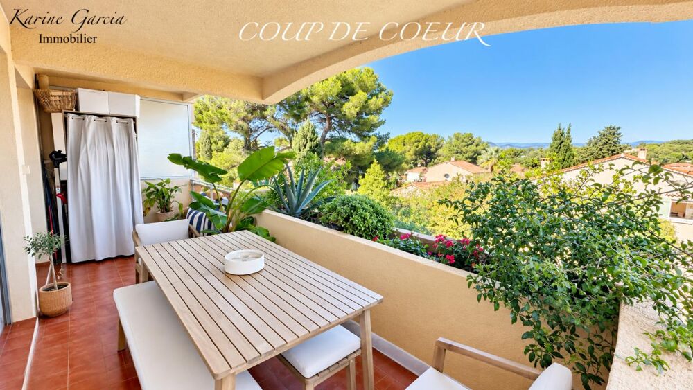 Vente Appartement A QUELQUES MINUTES A PIED DU PORT DU BRUSC - APPARTEMENT DE TYPE 2 - CAVE - PLACE DE PARKING PRIVATIVE Six fours les plages