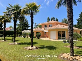  Villa à vendre 7 pièces 240 m²