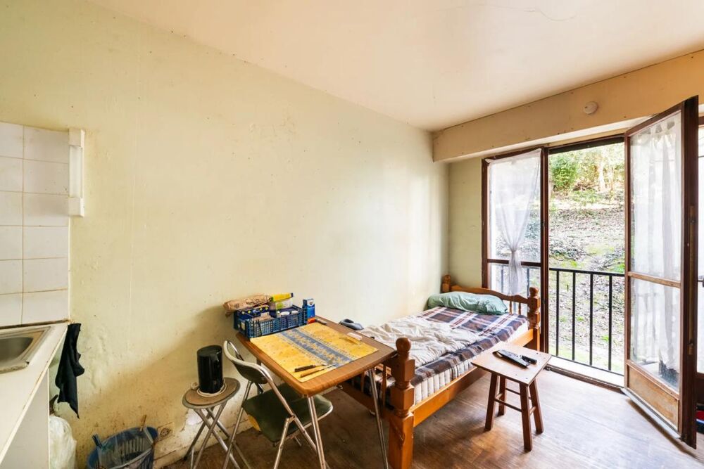 Chambre lumineuse de 9 m² à Marseille