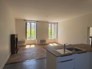  Appartement à louer 2 pièces 64 m²