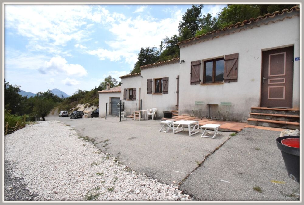Vente Immeuble Immeuble à vendre DEMANDOLX Gorges du Verdon plusieurs appartements Demandolx