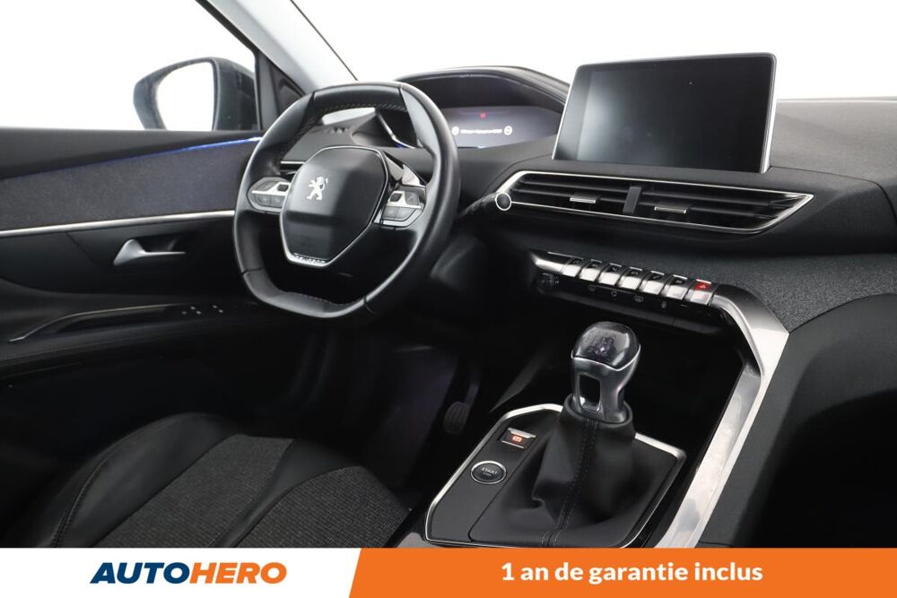 3008 1.2 PureTech Allure 130 ch 2018 occasion 92130 Issy-les-Moulineaux