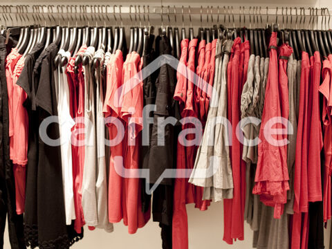 QUIMPER (29) PRET A PORTER FEMININ HYPERCENTRE EMP N&deg;1 99700 29000 Quimper