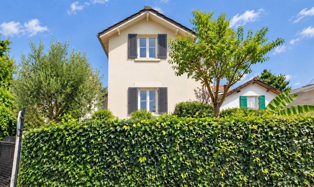 Maison T3 en duplex avec garage et terrasse au Perreux-sur-Marne