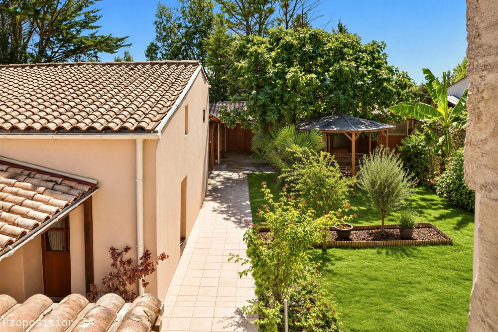 Vente Maison Maison à vendre 9 pièces SALLES SUR MER (17) Salles sur mer