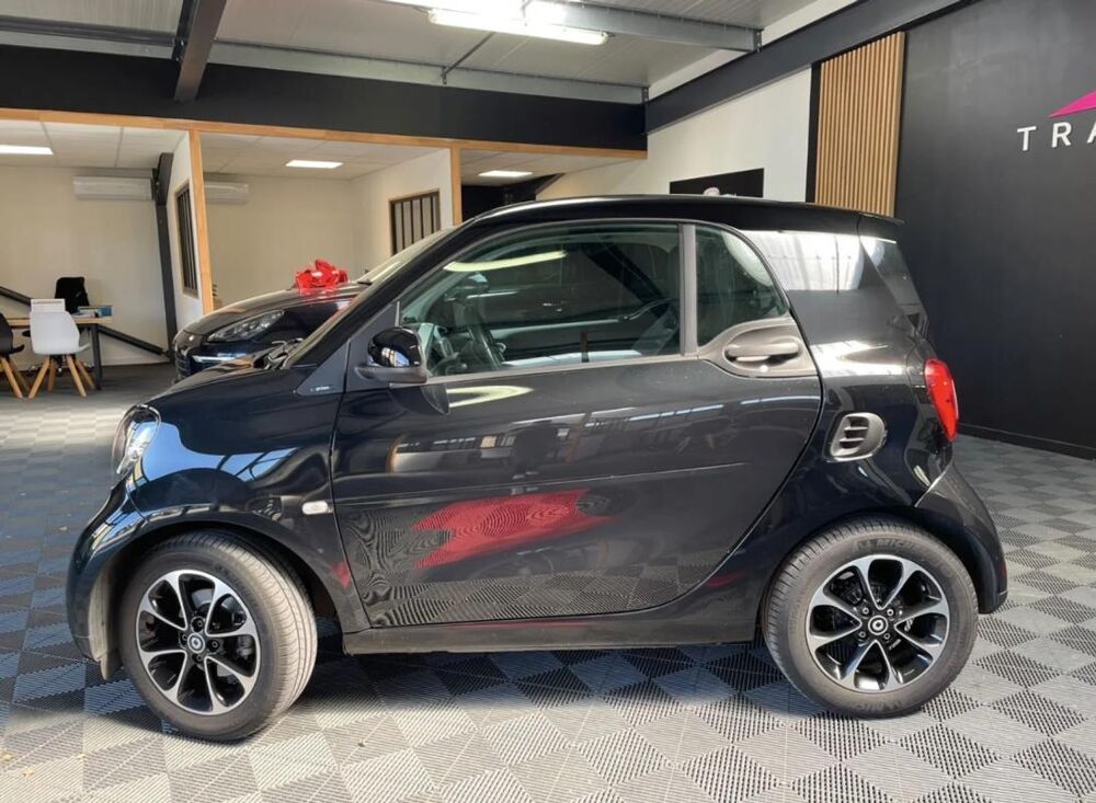 ForTwo Base 52 kW (453.342) PRIME 2015 occasion 17139 Dompierre-sur-Mer