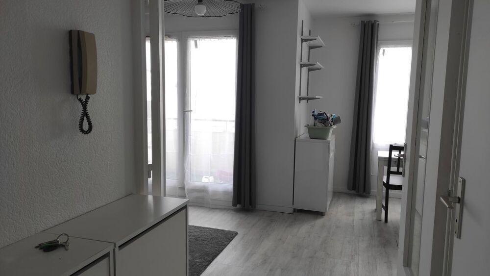 Location Appartement Studio de 28m2 à louer sur Montigny-le-Bretonneux Montigny le bretonneux