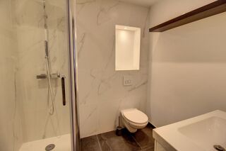  Appartement à louer 1 pièce 28 m²