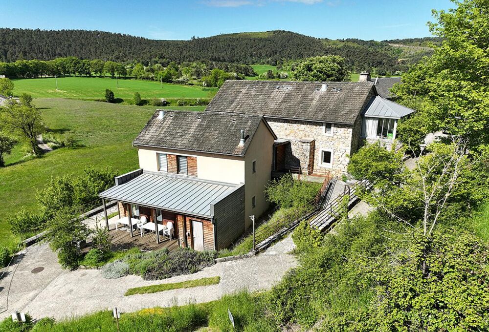 Vente Villa Gite dans propriété d'exception de 340 m2 entre Gorges du Tarn et Aubrac La canourgue