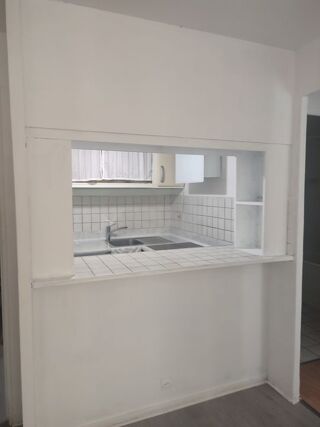  Appartement à louer 2 pièces 38 m²