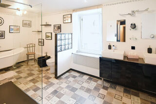  Maison � vendre 7 pi�ces 263 m�