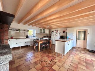  Maison à vendre 8 pièces 243 m²