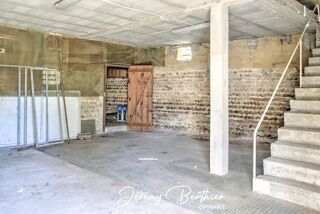  Remise / Grange à vendre 6 pièces 140 m²