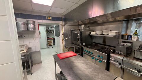   04000 DIGNE LES BAINS - Bar, Restaurant avec 7 logement , Fonds et Murs 