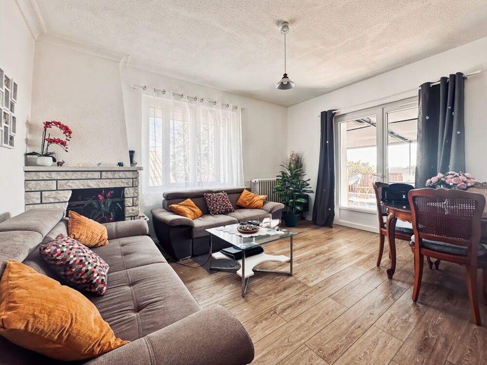 À VENDRE  Appartement superbe T4 de 93 M2 avec terrasse exceptionnelle et garage  BERGERAC centre