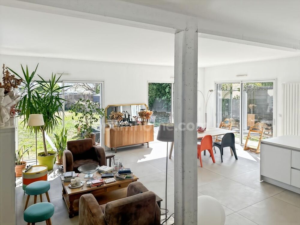 Vente Maison Maison 6 pièces 196m² Chartres de bretagne