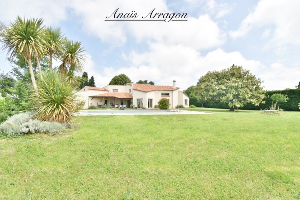 Maison 6 pièces 275 m² · à Villeneuve sur Lot · 275 m² · 372 000 €