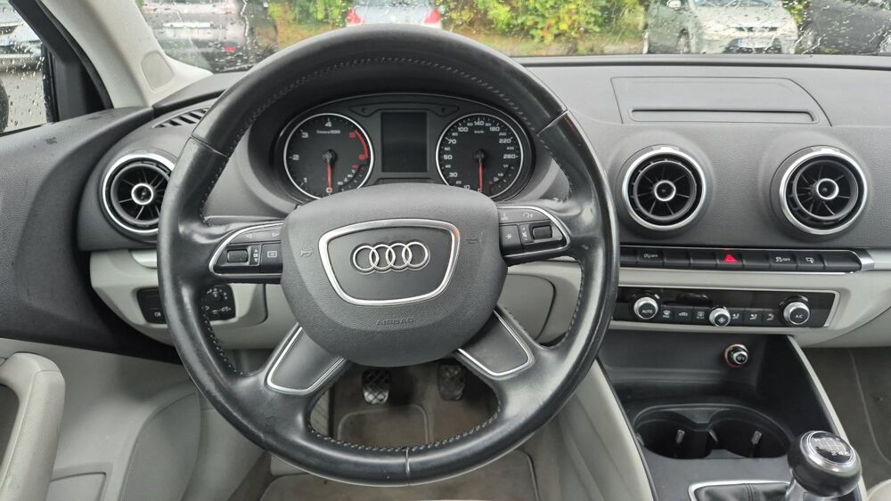 A3 III 1.6 TDI 110 Attraction 2015 occasion 80000 Amiens