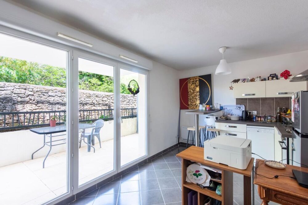 Charmant T1 avec terrasse et parking à Saint-Rémy-de-Provence  Investissement locatif sécurisé