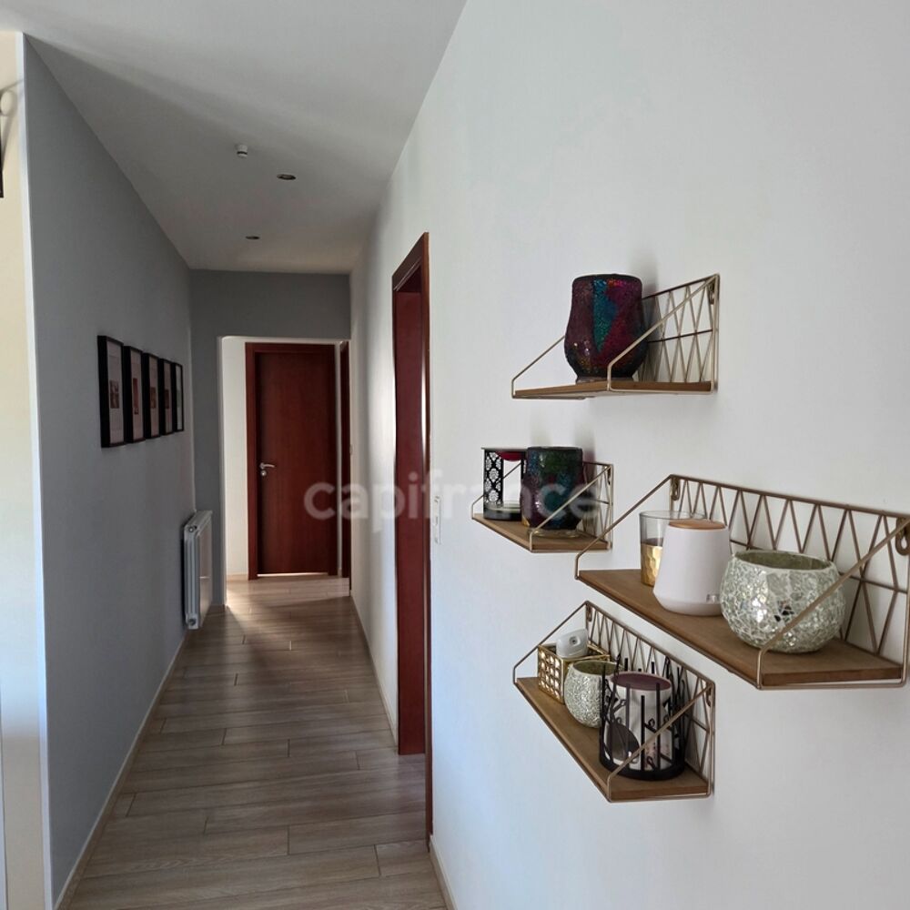 � vendre  Villa Bastelicaccia (20129)