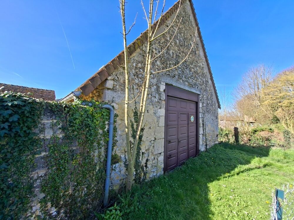 Maison en pierre brute, fond impasse à 15min d'Alençon, accès rapide péage accès LE MANS 35 min, 1h40 PARIS