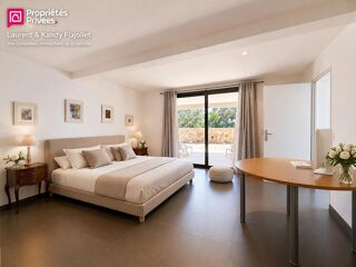  Propriété/château à vendre 11 pièces 596 m²