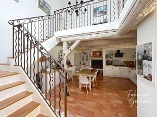  Maison � vendre 9 pi�ces 419 m�