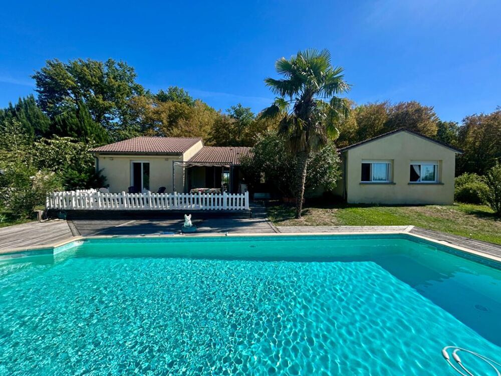 A vendre, maison familiale de plain-pied de 181 m² a Mensignac 24350